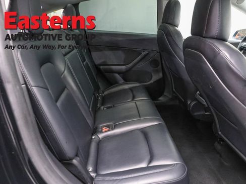 Used 2021 Tesla Model Y Long Range AWD/4WD image 16