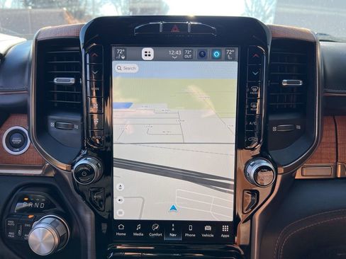 Certified 2022 RAM 1500 Limited image 18