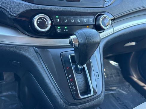 Used 2016 Honda CR-V SE image 16