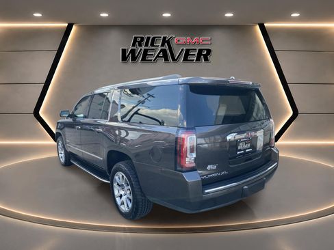 Used 2020 GMC Yukon XL Denali AWD/4WD image 4