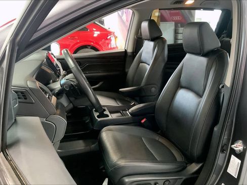 Used 2023 Honda Odyssey EX-L image 10