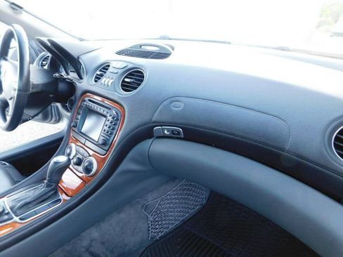 Used 2004 Mercedes-Benz SL 500 image 14