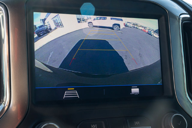 Used 2022 Chevrolet Silverado 1500 RST AWD/4WD image 9