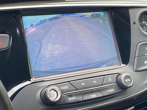 Certified 2020 Buick Envision Essence FWD image 11
