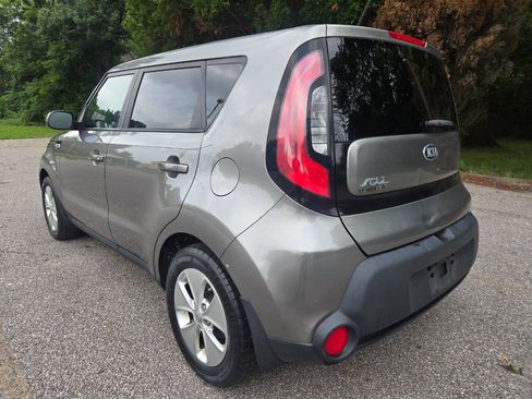 Used 2015 Kia Soul FWD image 5