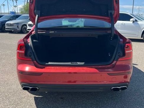 Used 2019 Volvo S60 T5 Momentum FWD image 31