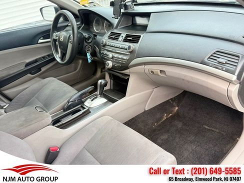 Used 2011 Honda Accord LX-P image 10