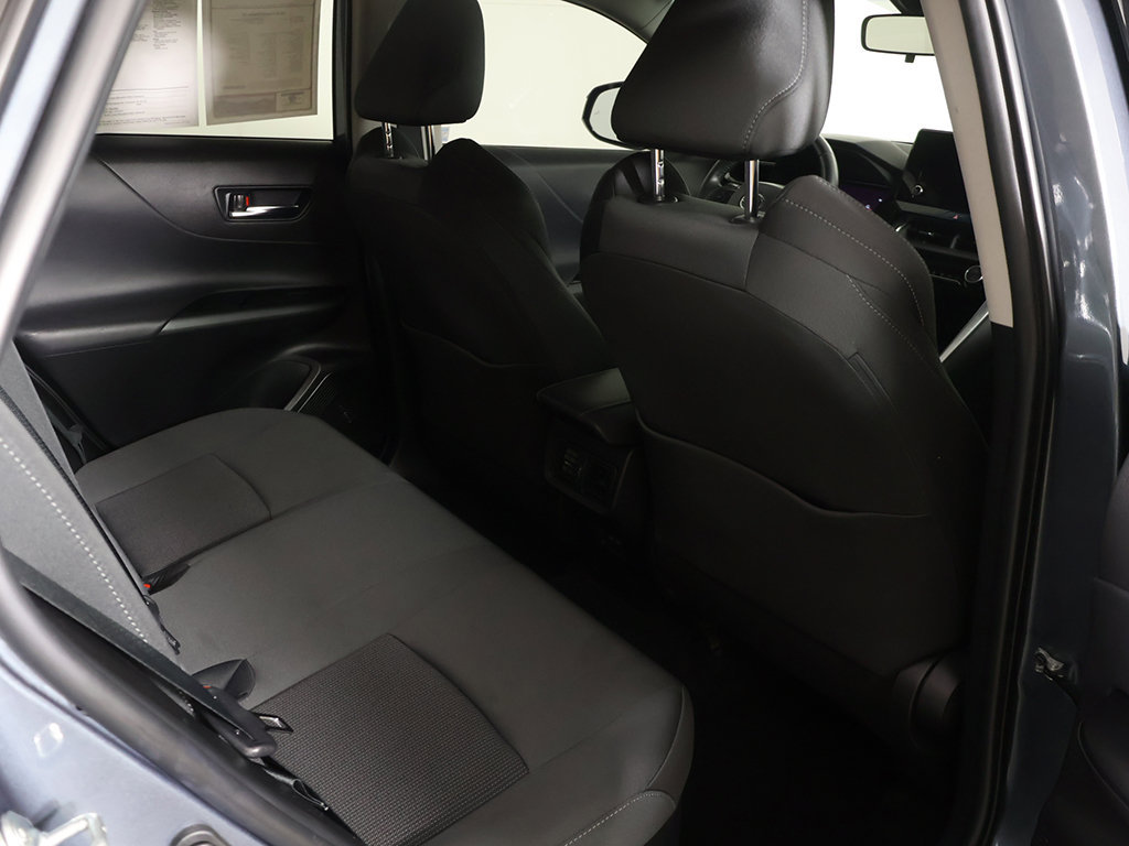 Used 2023 Toyota Venza LE AWD/4WD image 25