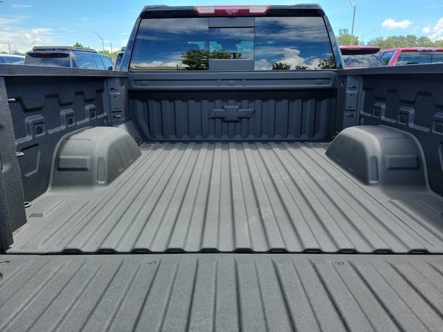 Used 2025 Chevrolet Silverado 1500 LTZ w/ LTZ Premium Package AWD/4WD image 8