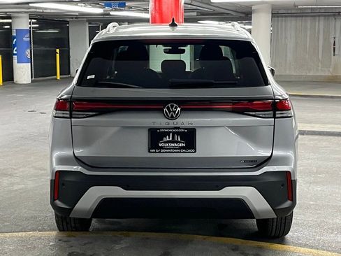 New 2026 Volkswagen Tiguan S image 34