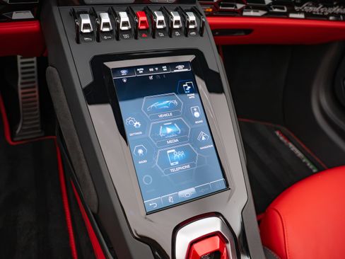 Used 2023 Lamborghini Huracan EVO RWD image 14