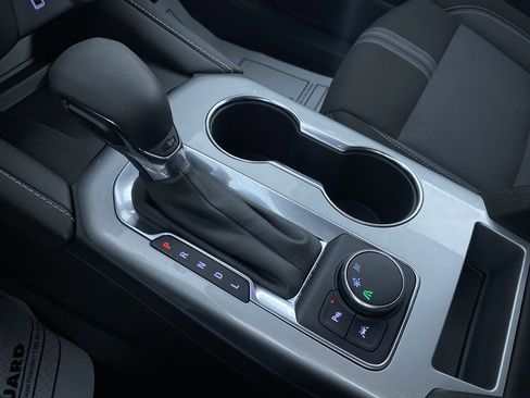 Certified 2024 Chevrolet Blazer LT w/ Convenience Package image 7