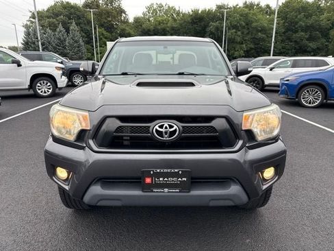 Used 2013 Toyota Tacoma 4x4 Double Cab w/ TRD Sport Pkg image 4