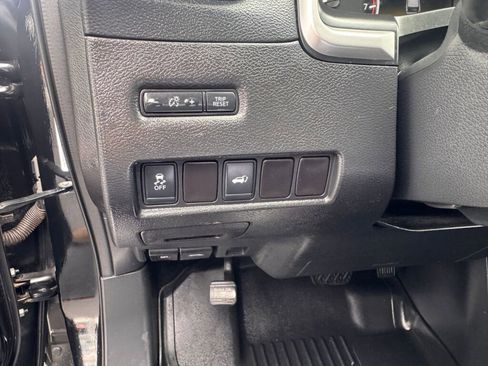 Used 2015 Nissan Murano SL AWD/4WD image 35