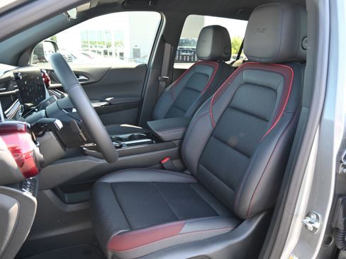 Used 2026 Chevrolet Equinox RS w/ Convenience Package III image 7