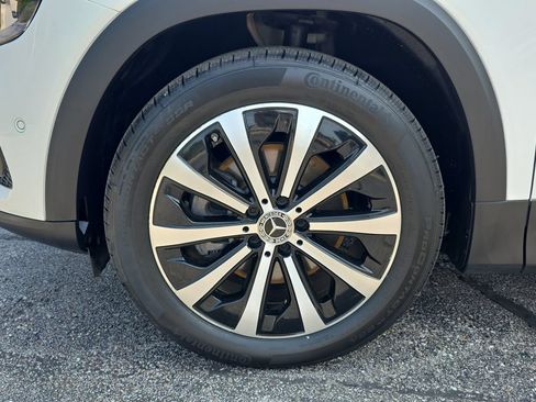 Certified 2022 Mercedes-Benz GLB 250 image 9