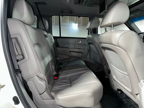 Used 2015 Honda Pilot Touring image 32