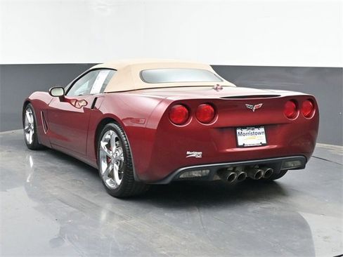 Used 2005 Chevrolet Corvette Convertible w/ Preferred Equipment Group image 6