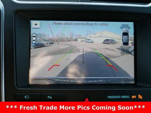 Used 2018 Ford Explorer Limited image 19