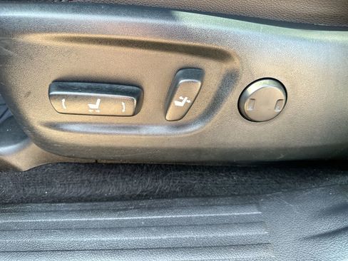 Used 2022 Toyota 4Runner SR5 Premium image 12