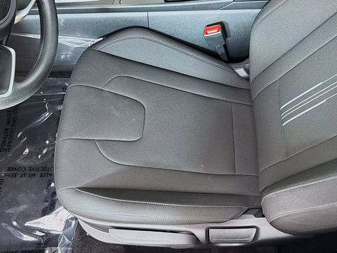 Used 2024 Hyundai Elantra SEL FWD image 23