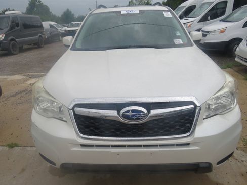 Used 2014 Subaru Forester 2.5i Premium image 2