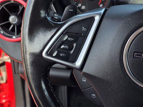 Used 2020 Chevrolet Camaro LT image 21