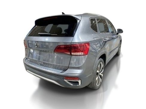 Used 2022 Volkswagen Taos SE FWD image 7