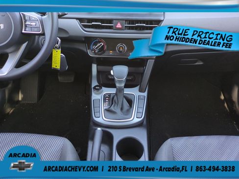 Used 2024 Kia Seltos LX AWD/4WD image 18