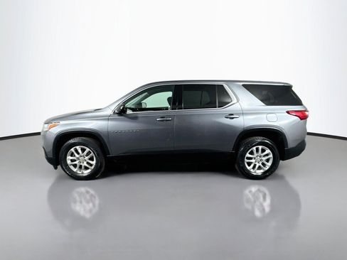Used 2020 Chevrolet Traverse LS FWD image 2