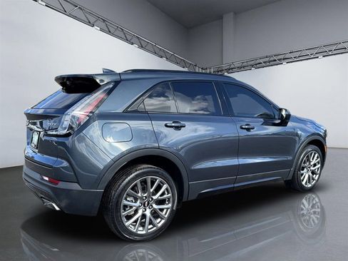 Used 2019 Cadillac XT4 Sport image 4
