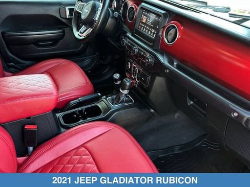 Used 2021 Jeep Gladiator Rubicon AWD/4WD image 17