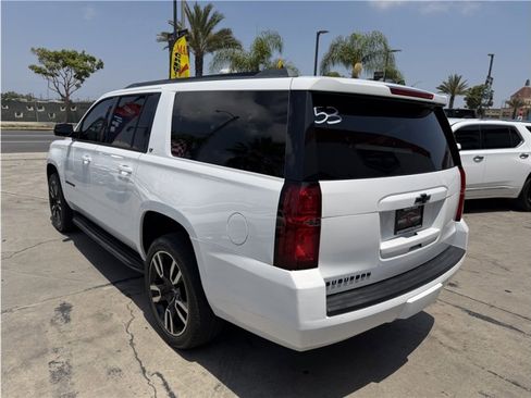 Used 2018 Chevrolet Suburban LT w/ RST Edition RWD image 4