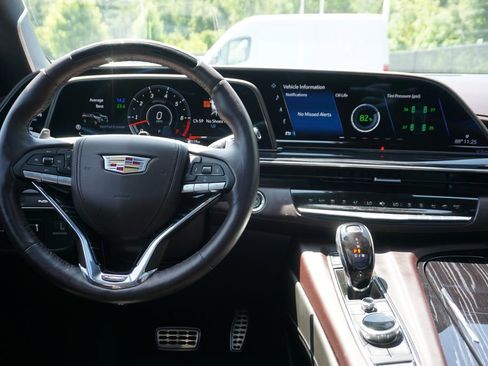 Used 2023 Cadillac Escalade V w/ LPO, Floor Liner Package image 55