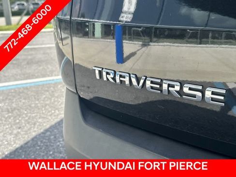 Used 2020 Chevrolet Traverse LT FWD image 9