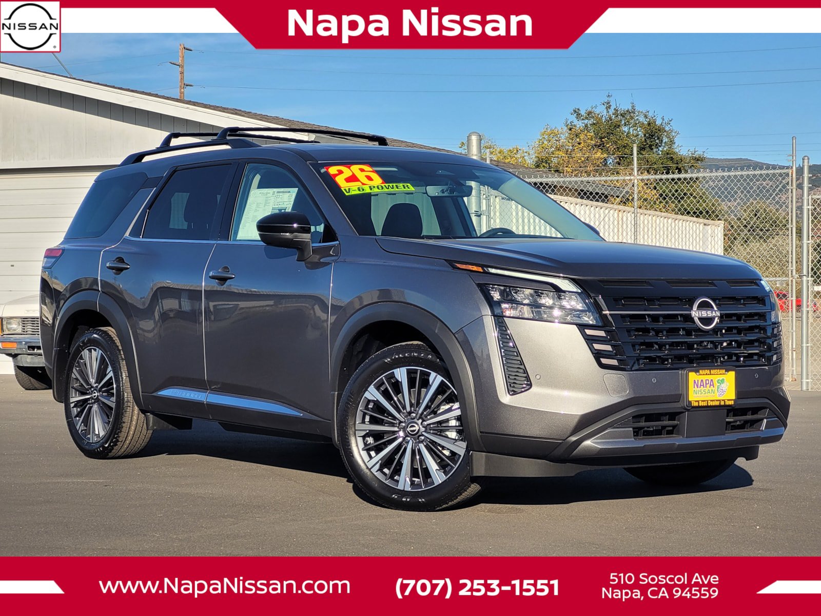 New 2026 Nissan Pathfinder Platinum FWD image 1