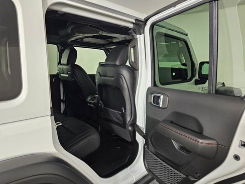 New 2026 Jeep Wrangler Unlimited Rubicon 392 w/ Quick Order Package 27X Moab AWD/4WD image 34
