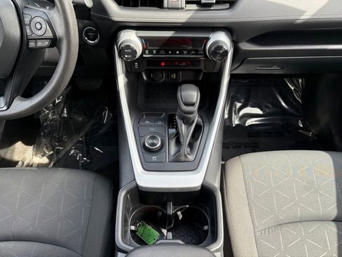 Certified 2025 Toyota RAV4 XLE AWD/4WD image 27