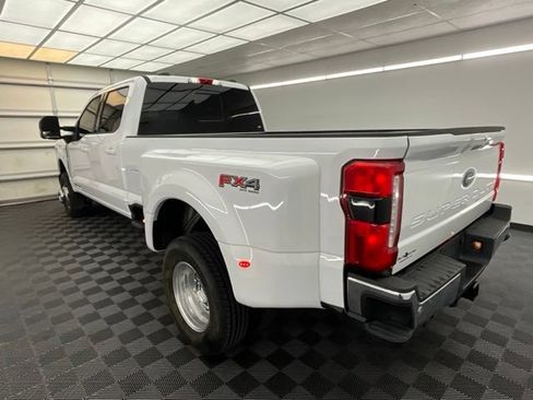 Used 2025 Ford F350 Lariat w/ Lariat Ultimate Package AWD/4WD image 19