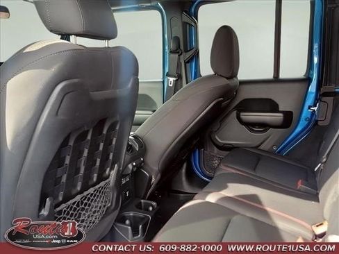Used 2021 Jeep Wrangler Unlimited Rubicon image 14