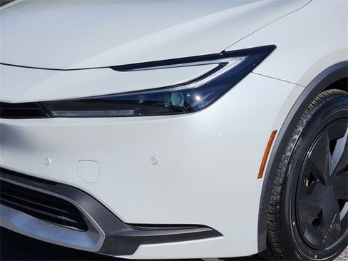 Certified 2024 Toyota Prius Prime SE image 6