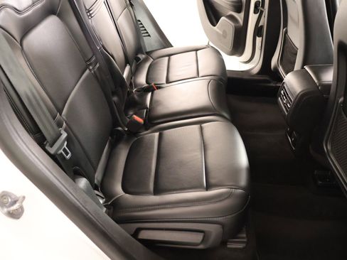 Used 2024 Lincoln Corsair Reserve w/ Equipment Group 201A image 15