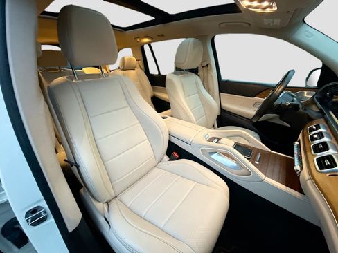 Used 2022 Mercedes-Benz GLS 450 4MATIC image 31