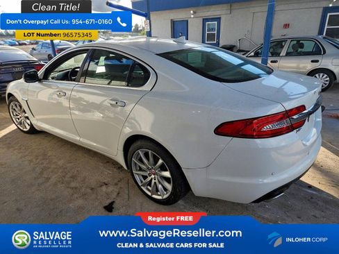 Used 2015 Jaguar XF Premium image 3