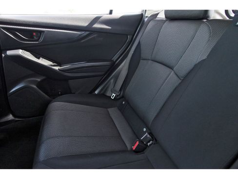 Used 2018 Subaru Crosstrek 2.0i AWD/4WD image 14