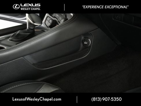 Used 2015 Dodge Challenger SXT Plus image 32