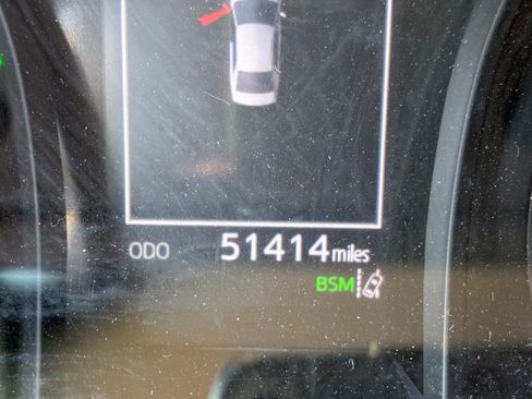 Used 2022 Toyota Camry SE w/ Convenience Package image 6