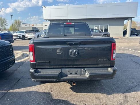 Used 2023 RAM 1500 Big Horn AWD/4WD image 3