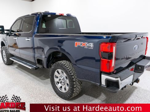 Used 2024 Ford F250 Lariat w/ Chrome Package image 3