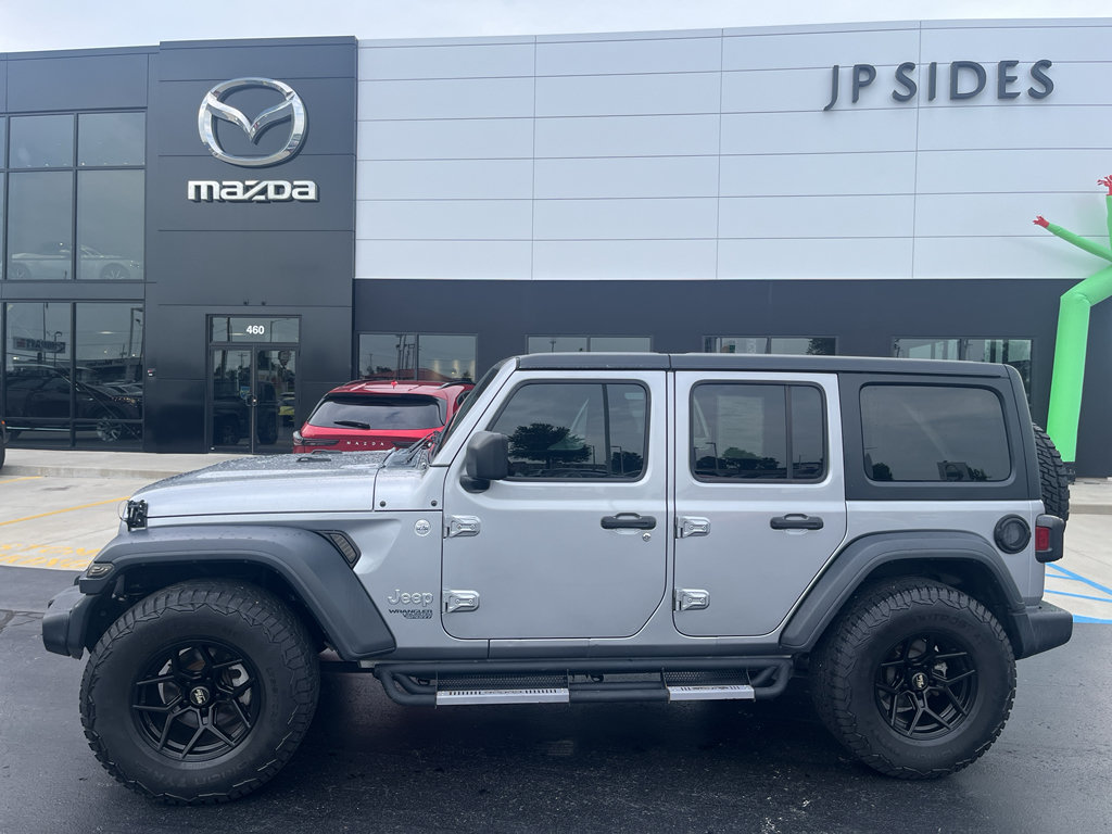 Used 2020 Jeep Wrangler Unlimited Sport S AWD/4WD image 2